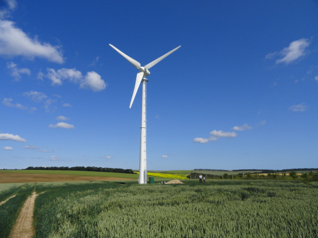 Endurance E-3120 50kW Wind Turbine Humanby Grange